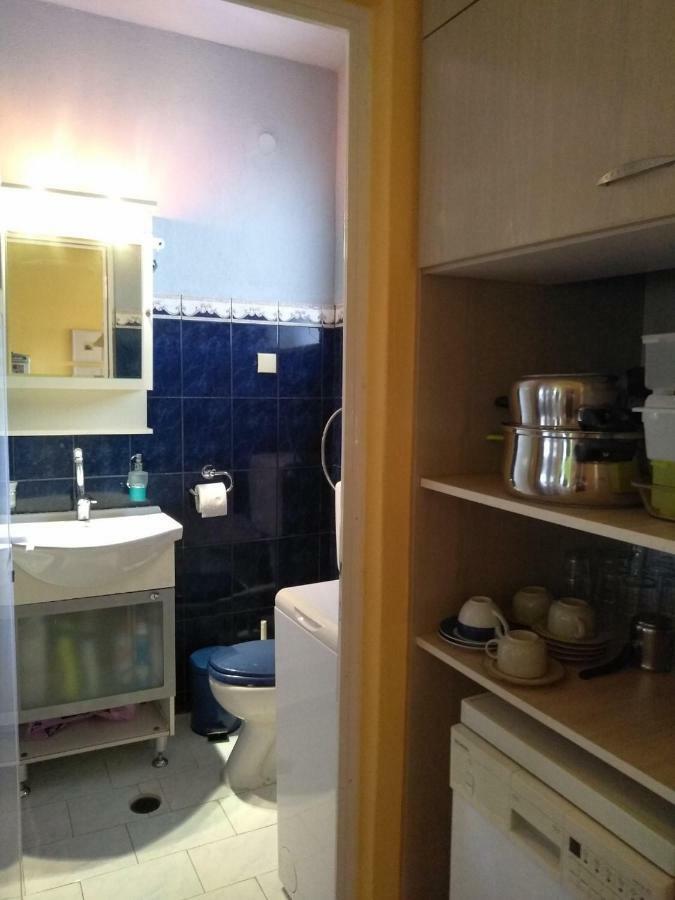 House Of Colors Apartment Néa Meságkala Bagian luar foto