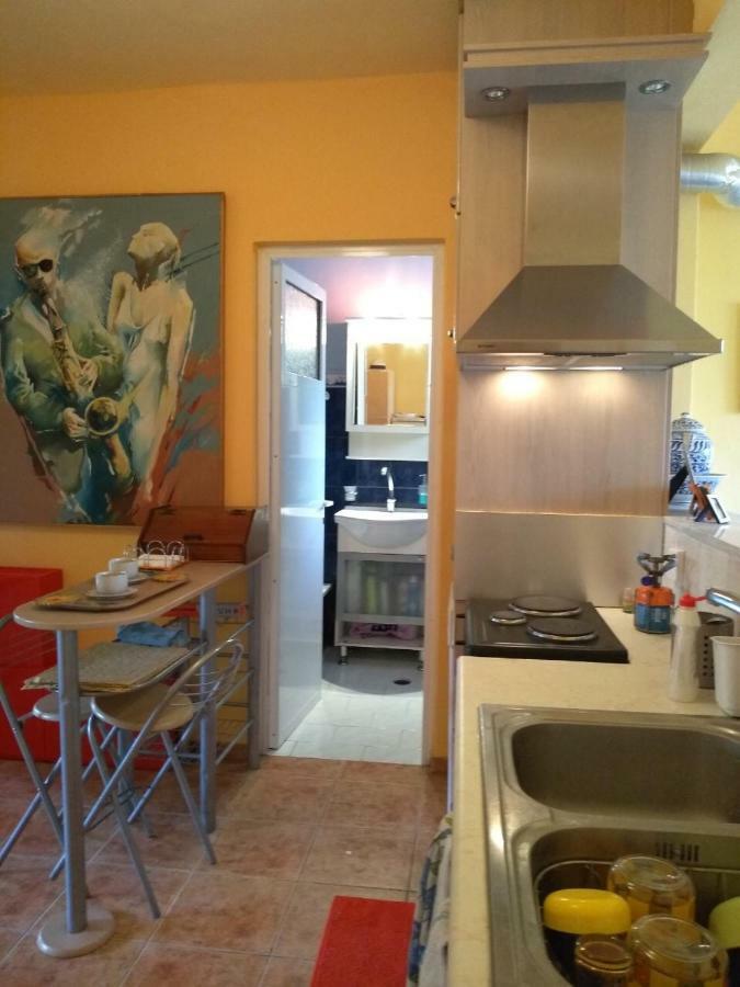 House Of Colors Apartment Néa Meságkala Bagian luar foto
